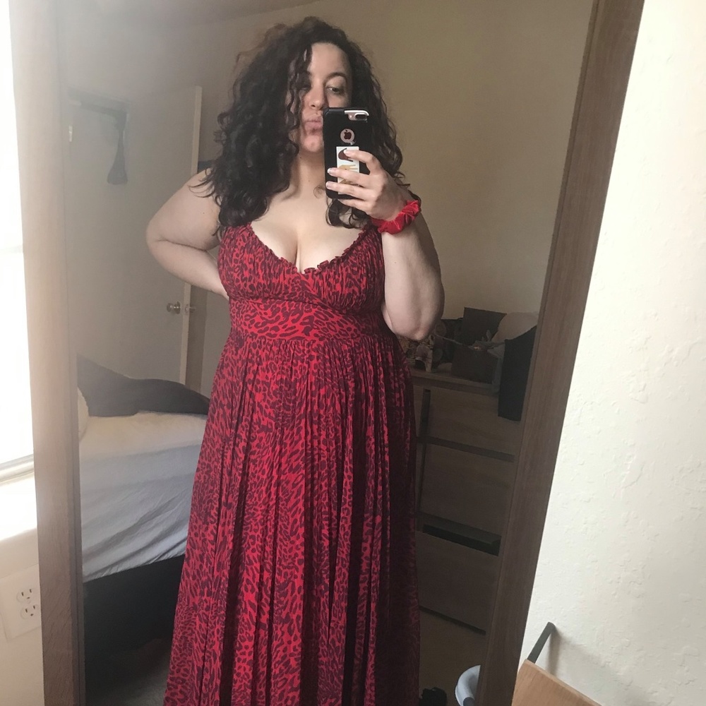 Fame and Partners Gathered Cup Gown